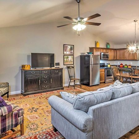 Pet-Friendly Brownsville Retreat With Porch! Sloans Crossing Exterior foto