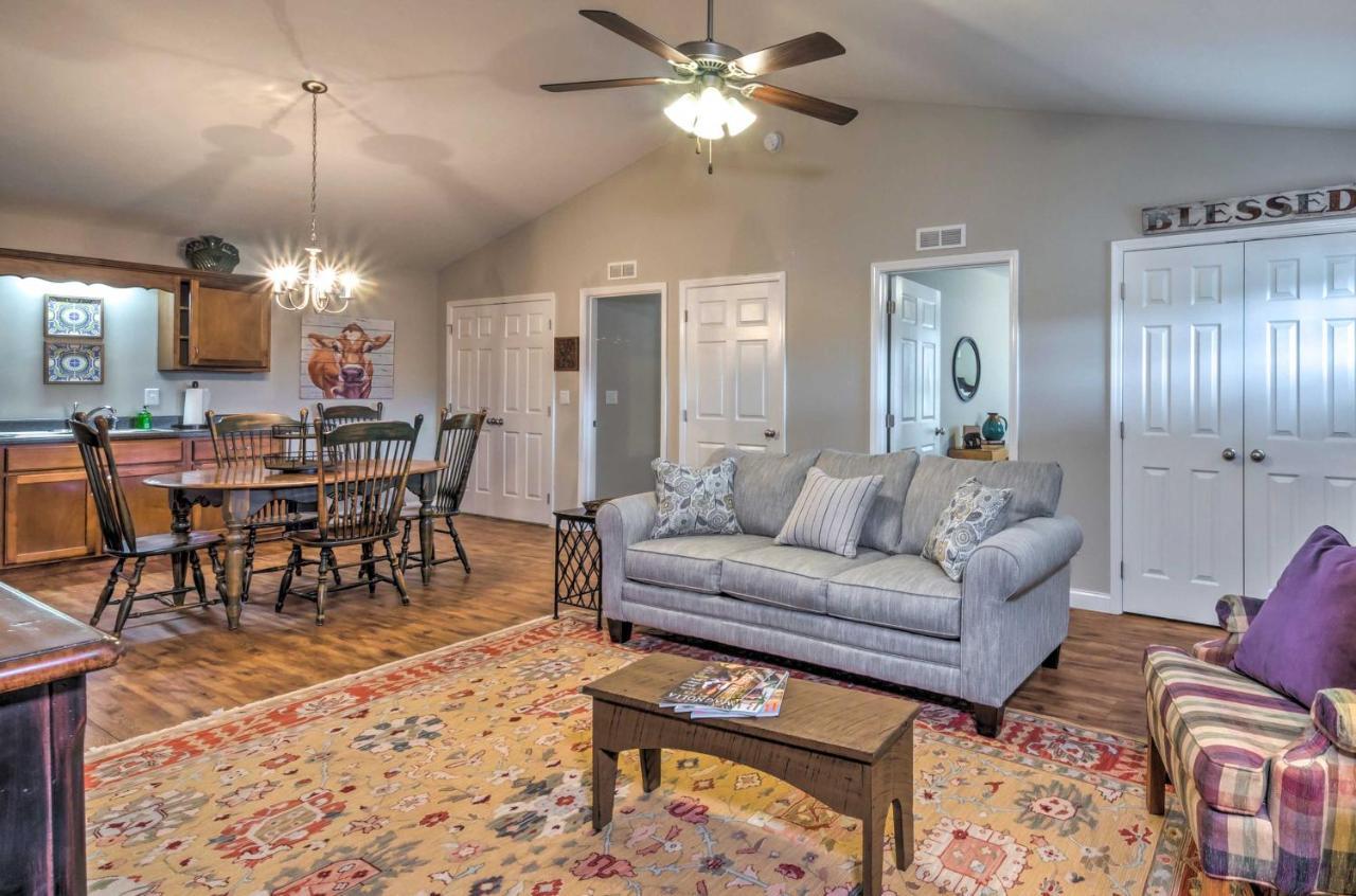 Pet-Friendly Brownsville Retreat With Porch! Sloans Crossing Exterior foto