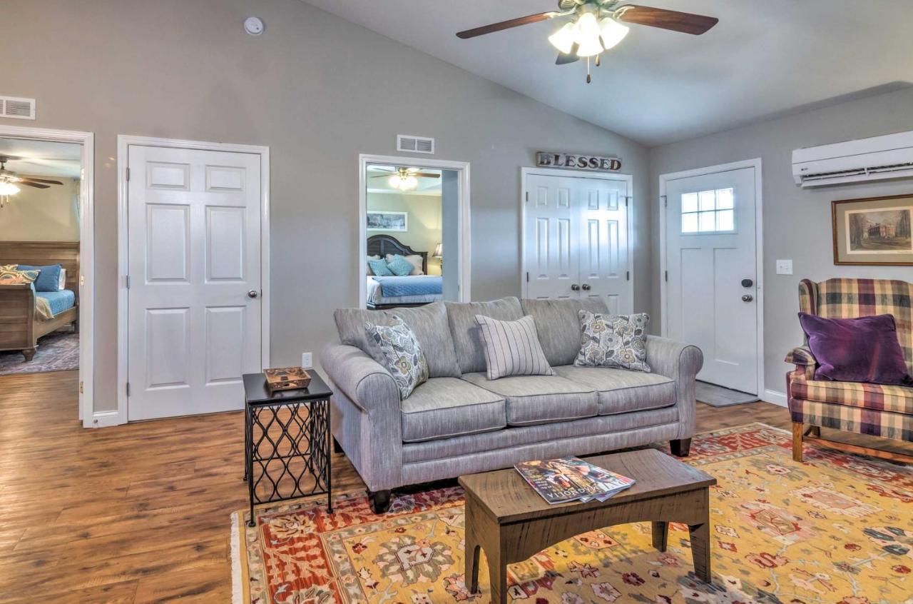 Pet-Friendly Brownsville Retreat With Porch! Sloans Crossing Exterior foto