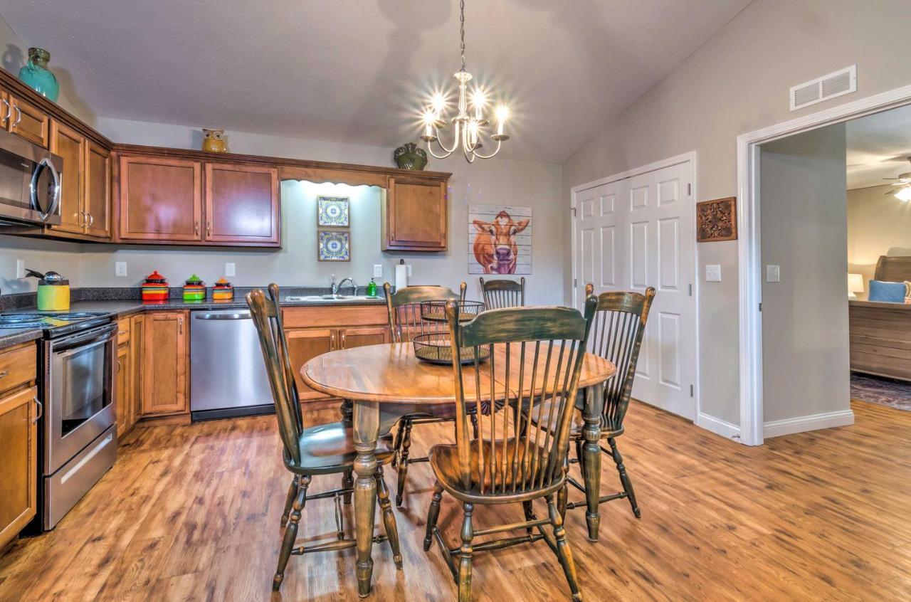 Pet-Friendly Brownsville Retreat With Porch! Sloans Crossing Exterior foto